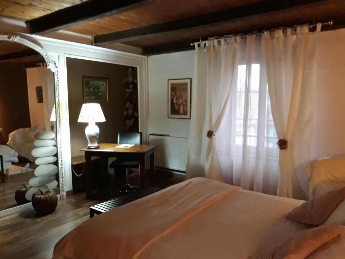 Bed And Breakfast "Le Moulin A Grains" Menil-la-Horgne Exterior photo